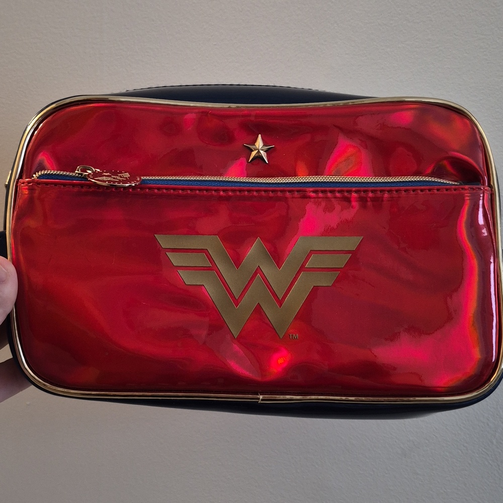 Wonder Woman Makeup Bag